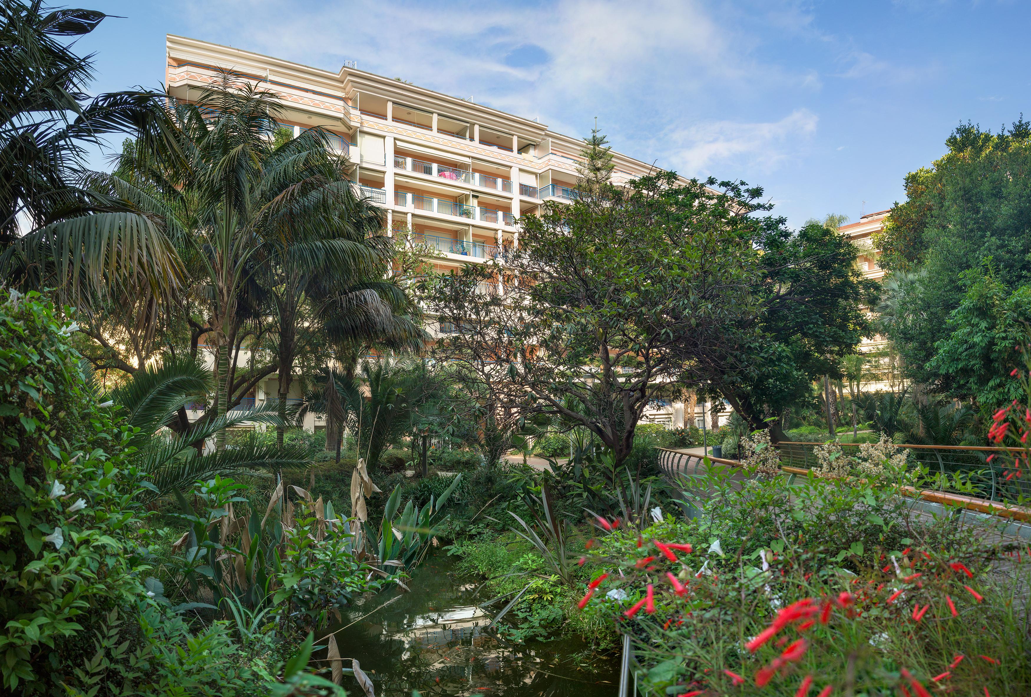 Residence Pierre & Vacances Les Rivages Du Parc Menton Buitenkant foto