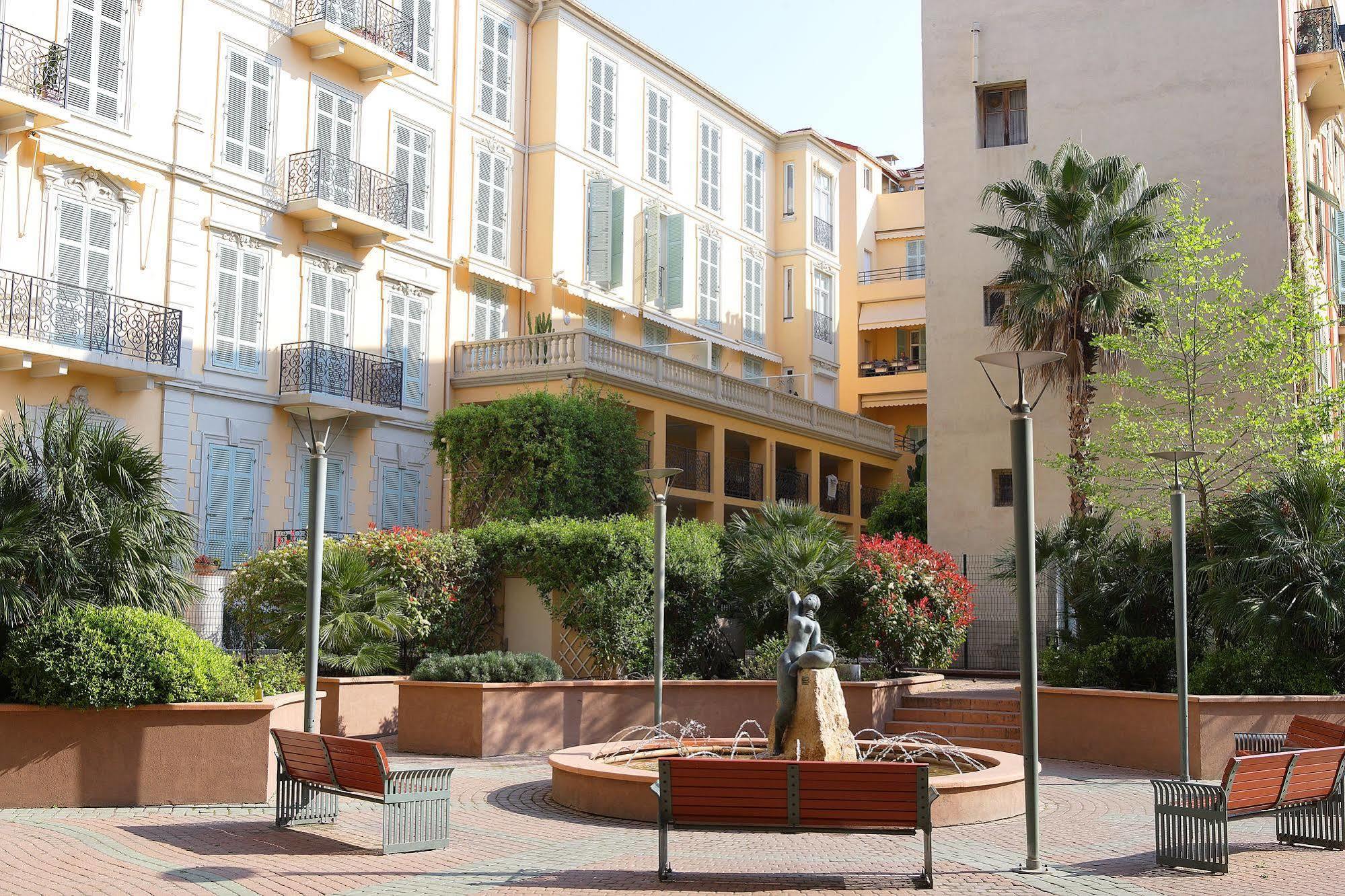 Residence Pierre & Vacances Les Rivages Du Parc Menton Buitenkant foto